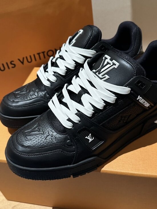 Brand New Louis Vuitton LV Trainer \'Black Monogram\' (1AARER) main image 4